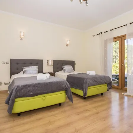 Valentina By Algarve Holidays אלמנסיל
