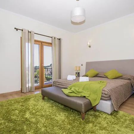 Valentina المانسيل